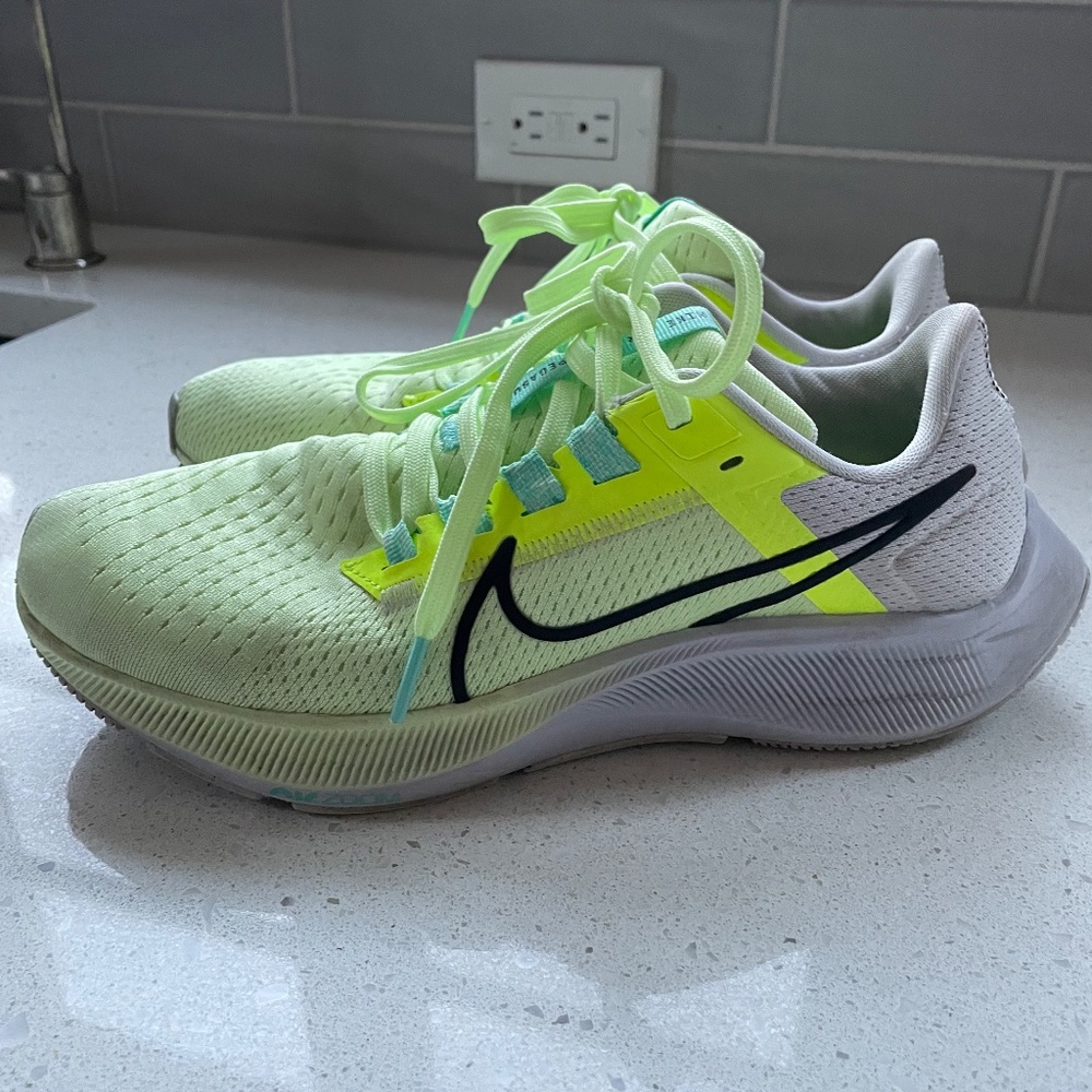 Nike Pegasus 38 size 7.5 women's